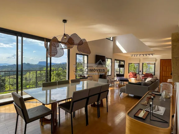 Imagem VENDIDO | Casa em Campos do Jordão | Vista Pedra do Baú
