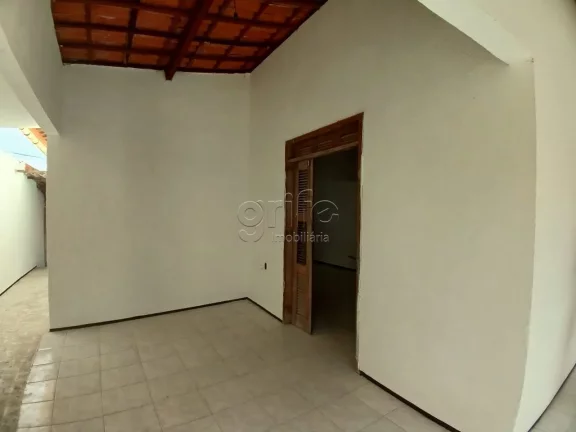 Imagem Casa a venda em Pacajus na Avenida Lúcio José de Menezes, 1760 - Croata, com 3 quartos, sendo 2 su...