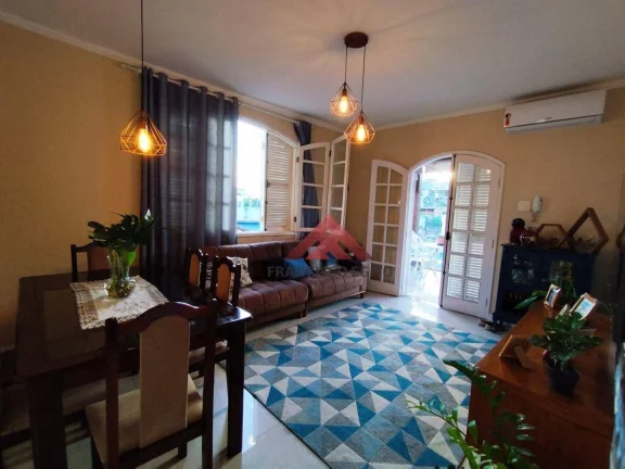 Imagem Casa com 2 dormitórios à venda, 89 m² por R$ 250.000,00 - Neves - São Gonçalo/RJ