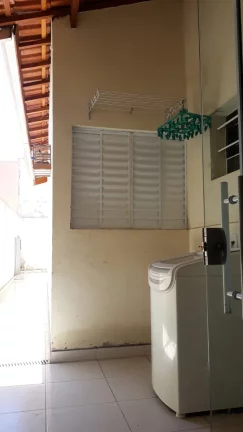 Imagem CASA À VENDA COM 2 DORMITÓRIOS NO JARDIM AMÉLIA EM SUMARÉ/SP