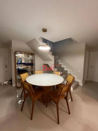 Imagem Cobertura com 3 dormitórios à venda, 201 m² por R$ 1.190.000,00 - Braga - Cabo Frio/RJ