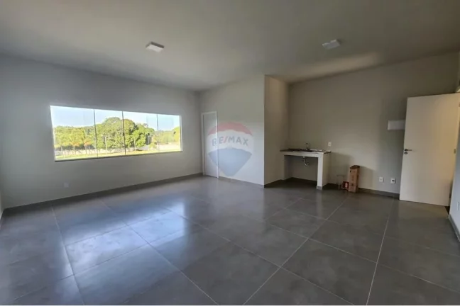 Imagem Prédio Comercial à Venda em Maricá/RJ | 2 Pavimentos| 2 lojas e 4 salas | 324m² Construídos