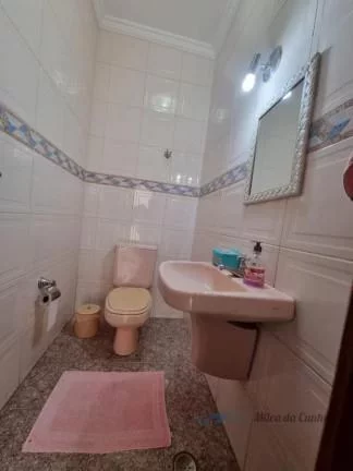 Imagem Lindo Sobrado à Venda com 3 dormitórios, 3 suítes, hidromassagem, 5 vagas, Parque Espacial, São Bernardo do Campo