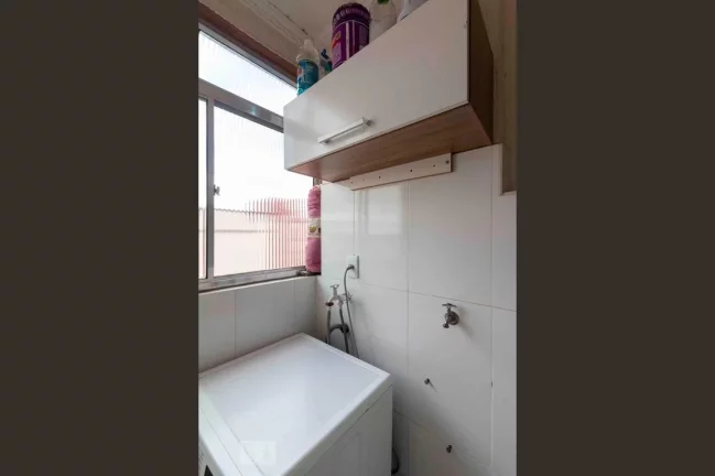 Imagem Lindo Apartamento Andar Alto de 2 dormitórios e 1 vaga de garagem na Vila Carmosina (Itaquera)