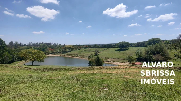 Imagem Sitio a venda em Itu SP com 4,7 alqueires ou 113.740 m², casa sede com 6 suítes, piscina e dois lagos maravilhosos, venha conhecer pessoalmente.