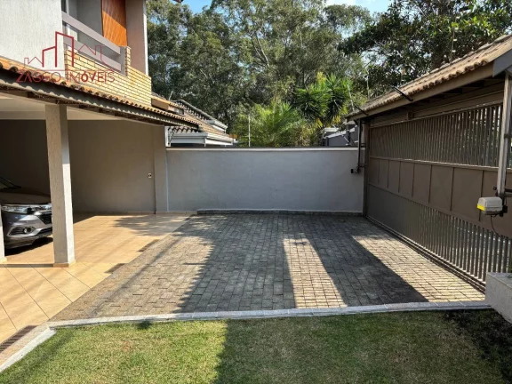 Imagem Oportunidade - Casa com piscina aquecida - 6 Dormitórios.