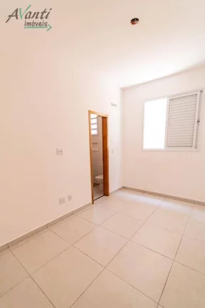 Imagem Casa sobreposta à venda no Campo Grande em Santos – 3 suítes, 4 vagas – R$ 1.300.000