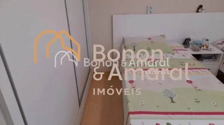 Imagem Apartamento à venda em Campinas próximo à Lagoa do Taquaral.
Possui 3 quartos sendo 1 suíte, var...