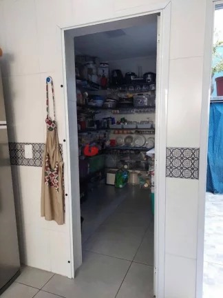 Imagem Sobrado à venda 3 Quartos, 3 Suites, 4 Vagas, Nova Gerty, São Caetano do Sul - SP