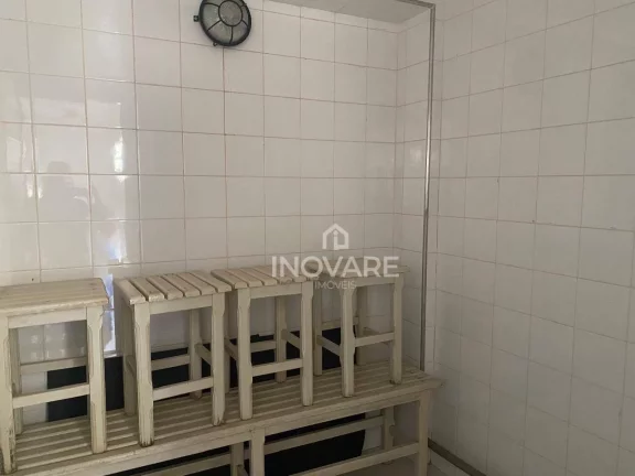 Imagem Casa com 3 dormitórios para alugar, 540 m² por R$ 3.000,00/mês - Setor Central - Itumbiara/GO