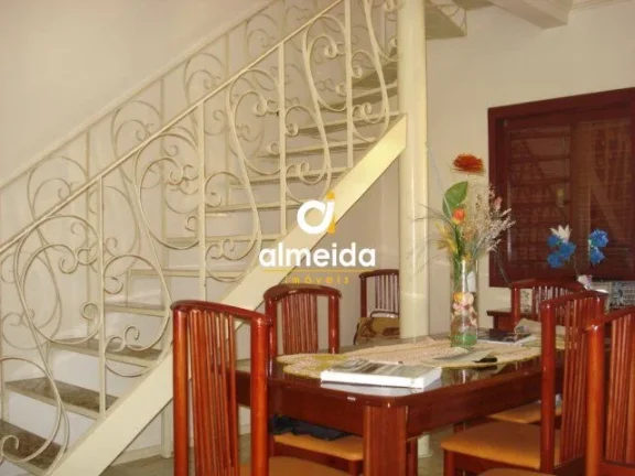 Imagem Casa 4 dormitórios à venda Nossa Senhora de Lourdes Santa Maria/RS