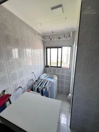 Imagem Vende-se Excelente Apartamento com 2 dormitórios Baln Maracanã
