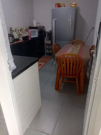 Imagem Sobrado com 2 dormitórios à venda, 75 m² por R$ 315.000,00 - Mogi Moderno - Mogi das Cruzes/SP