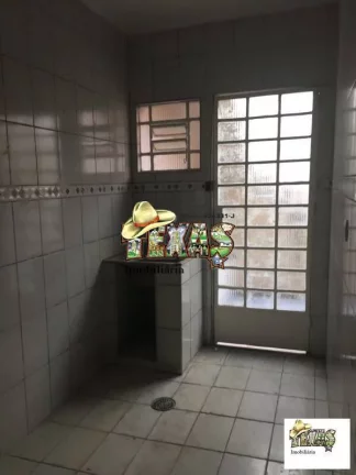 Imagem VENDO SOBRADO EM ITAQUERA ACEITA PERMUTA