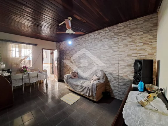 Imagem Casa precisando de modernização na Abolição