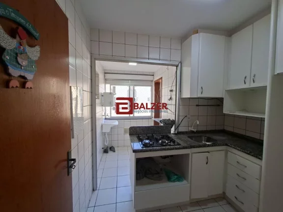 Imagem Apartamento com 2 Quartos à Venda, 77 m² em Centro - Florianópolis