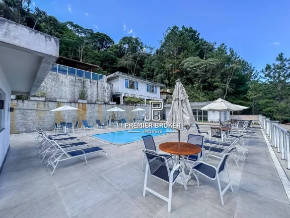 Imagem Apartamento à venda, 47 m² por R$ 290.000,00 - Várzea - Teresópolis/RJ