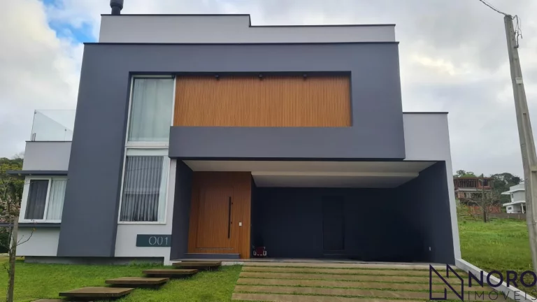 Casa de Alto Padrão no Condomínio Real Park – 3 Suítes, Vista Panorâmica e Espaç