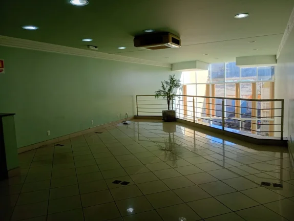 Imagem Imóvel Comercial para alugar em Centro de 714.65m² com 4 Garagens