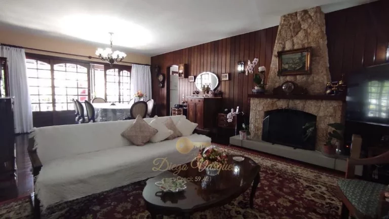 Imagem Casa para Venda em Teresópolis / RJ no bairro Tijuca