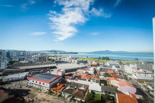 Imagem Apartamento 3 dormitórios sendo 1 suíte, com 1 vaga de garagem - Kobrasol, São José/SC