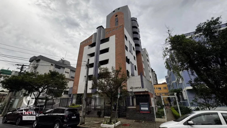 Imagem Apartamento com 2 dormitórios à venda, 82 m² por R$ 570.000,00 - Batel - Curitiba/PR