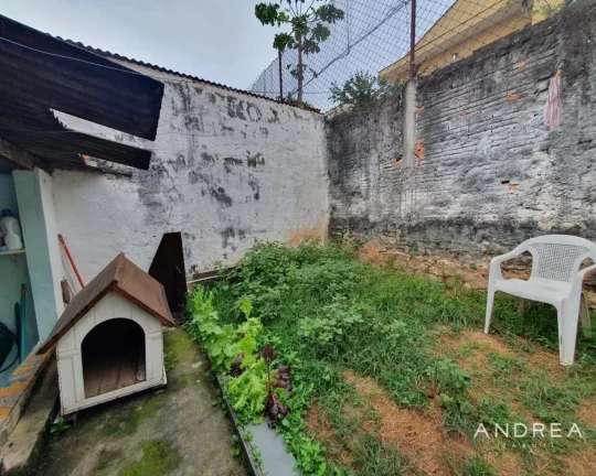 Imagem CASA ASSOBRADADA - 1 DORMITORIO COM 1 VAGA + 1 DORMITORIO COM BANHEIRO
