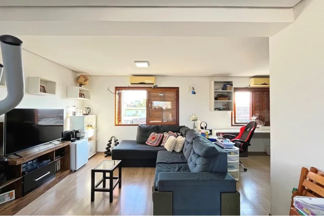 Imagem Casa de Condomínio com 3 Quartos à Venda, 131 m² em Tristeza - Porto Alegre