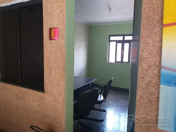 Imagem SALÃO COMERCIAL COM 244m²- OTIMA LOCALIZAÇÃO EM EXCELENTE ESTADO