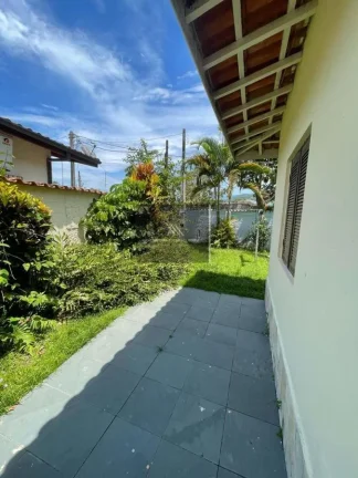 Imagem Casa para Venda em Ubatuba / SP no bairro Lázaro