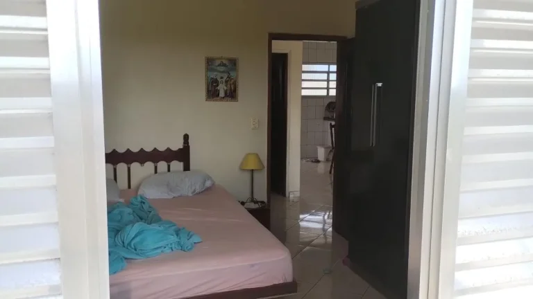 Imagem Casa para Venda em Praia Grande, Quietude, 2 dormitórios, 1 banheiro, 3 vagas