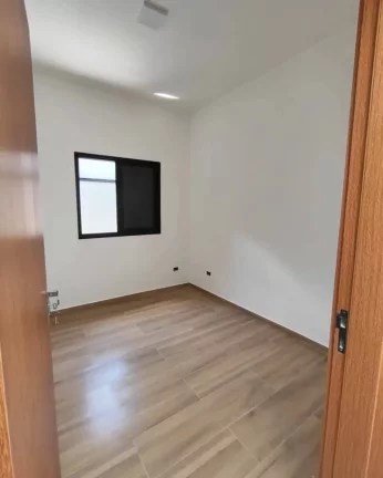 Imagem Linda casa térrea no Villa Verde