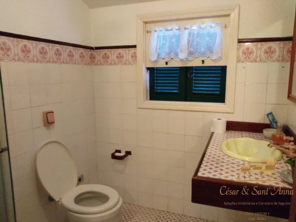 Imagem Casa a 100m da praça do Capivari para até 25 pessoas