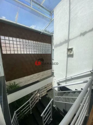 Imagem Sobrado à venda 3 Quartos, 3 Suites, 4 Vagas, 347M², Campestre, Santo André - SP