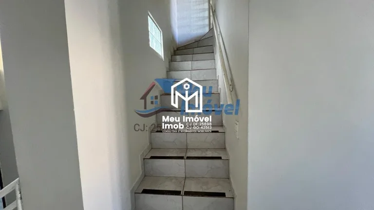 Imagem QN 406 Conj 16 Samambaia Sobrado 4 Quartos 1 Suíte 3 Vagas 105m² Varanda Lavabo