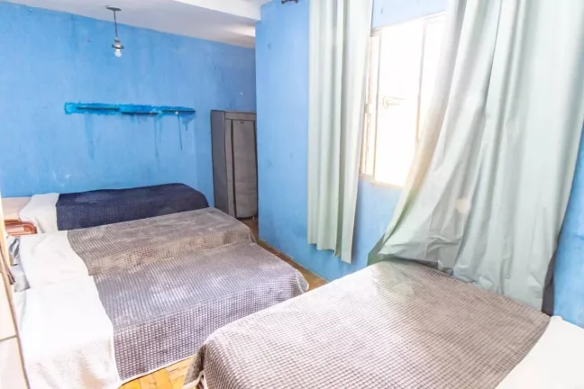 Imagem Casa com 3 Dormitórios à Venda na Vila Diva