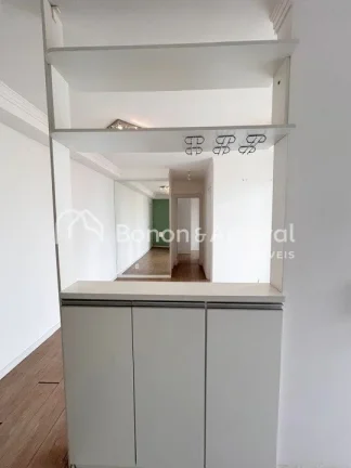 Imagem Apartamento em andar alto, com vista livre e sol da manhã

Em rua tranquila, o Condomínio Invite T...