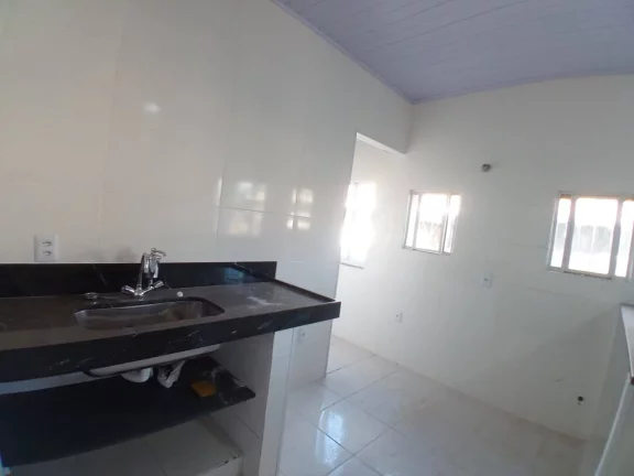 Imagem Casa geminada, 2 quartos, sendo 1 suíte - Santa Amélia