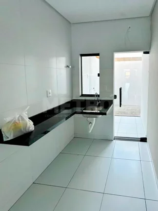 Imagem Casa à venda com 3 quartos no Bairro Padre José de Castro, Petrolina-PE