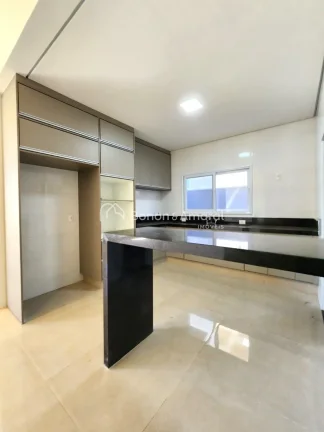 Imagem Casa térrea no condomínio no Condomínio Royal Garden, de 3 suítes à venda, Parque Brasil 500 - ...