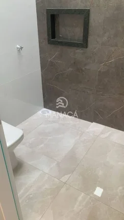 Imagem Casa com 2 Quartos (1 Suíte) à Venda – Pronta para Financiar!