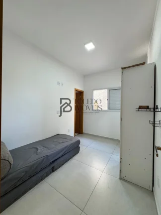 Imagem Apartamento de 2 Dormitórios com suíte no bairro Canto do Forte - Praia Grande