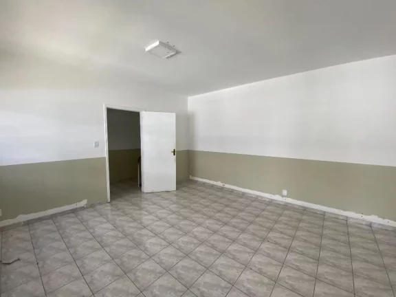 Imagem Salão para alugar, 50 m² por R$ 2.550,00/mês - Centro - Suzano/SP
