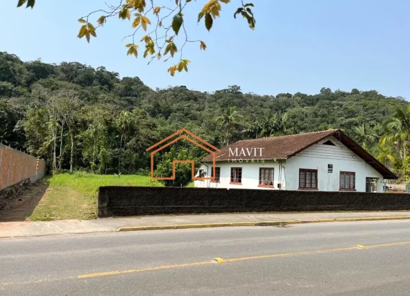 Imagem Terreno à venda em Joinville-SC, bairro Pirabeiraba, com 3.618,00 m² de área - Imperdível oportunidade!