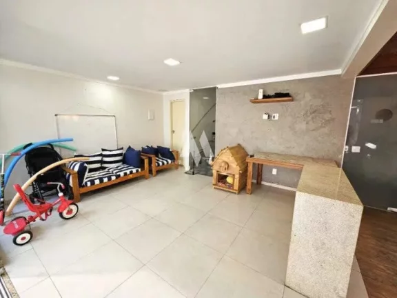 Imagem Sobrado com 3 quartos à venda, 170m² - Encruzilhada/Santos