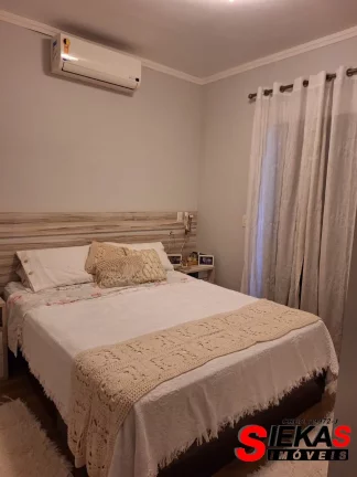 Imagem Imperdível: Casa à venda em São Paulo-SP, Vila Carrão. 3 quartos, 1 suíte, 1 sala, 1 vaga. 100m². Venha conferir!