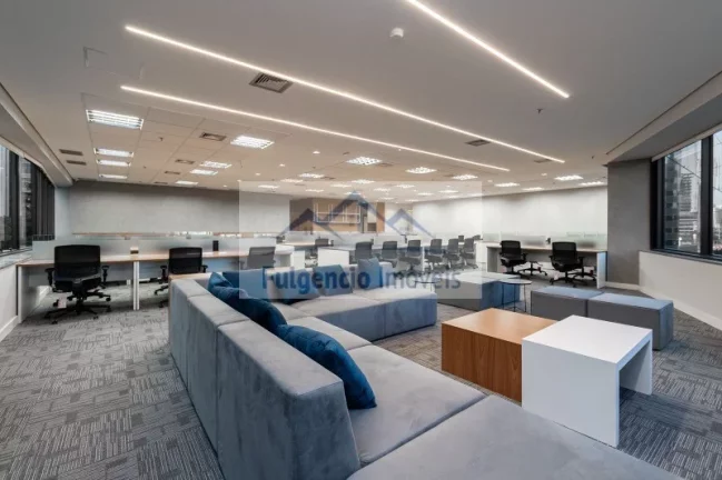 Imagem Sala Comercial de Alto Padrão na Cidade Monções: 3 salas, 15 vagas, 461m².