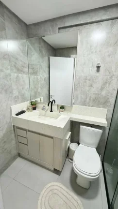 Imagem Apartamento com 2 dormitórios sendo 1 suíte e 1 vaga de garagem em Navegantes/SC