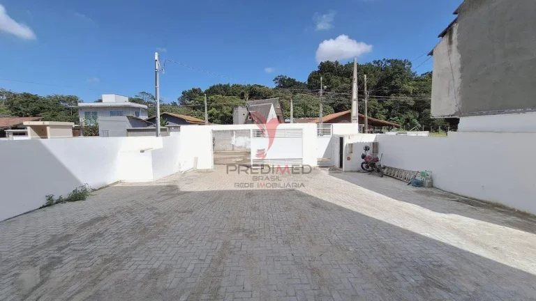 Imagem Apartamento entrada parcelada,Penha, Litoral de Santa Catarina. Sacada com churrasqueira