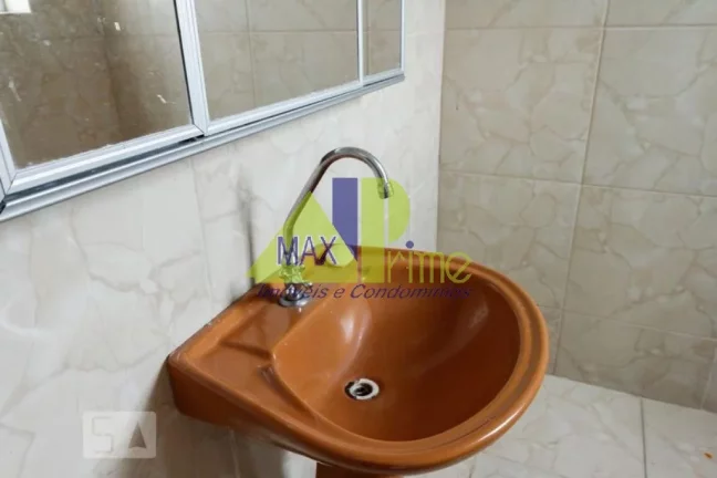 Imagem Aluguel de Casa na Vila Santa Isabel, São Paulo-SP: 1 Quarto, 1 Sala, 1 Banheiro, 75m² de Área!
